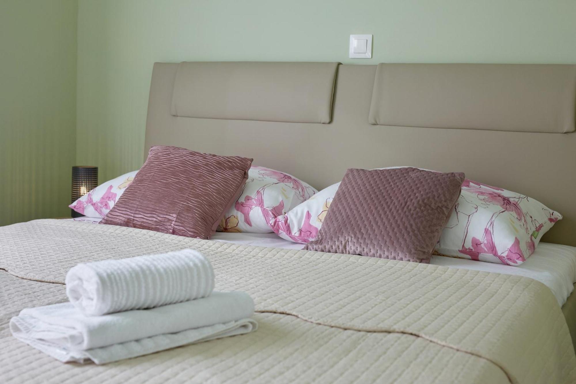 Apartments Nika توراني الغرفة الصورة